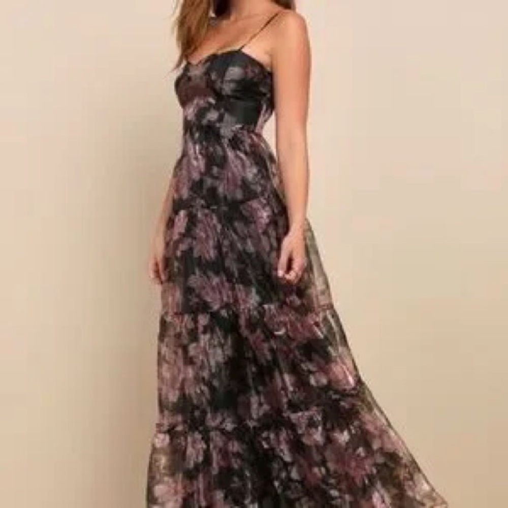 Lulu's Maxi Dress with Mauve Floral Print